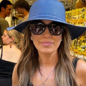 Meet your Posher, Bisher